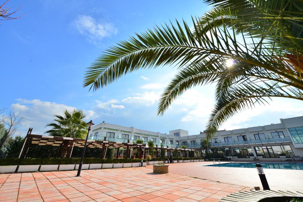 Te Stela Resort & Spa Tiranë Ngoại thất bức ảnh